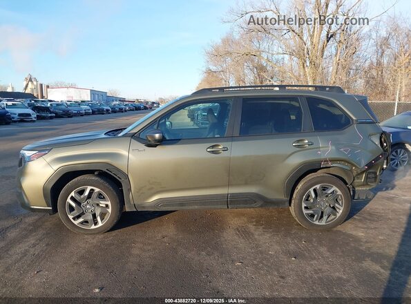 JF2SLSED5SH414842 2025 SUBARU FORESTER Green სალონის 360-გრადუსიანი ხედი