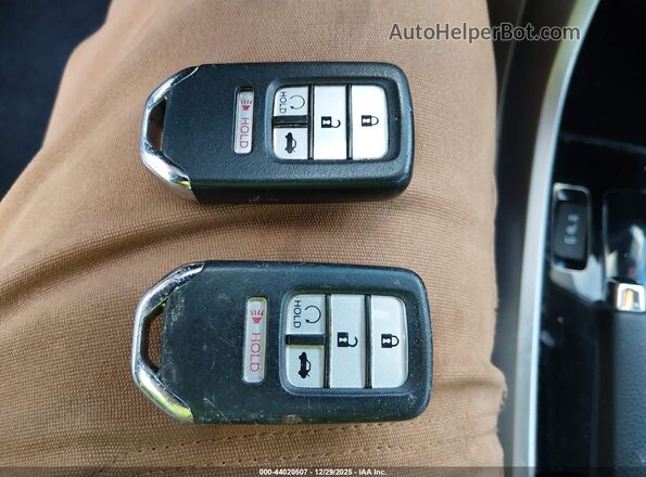 JHMCR6F59HC015632 2017 HONDA ACCORD HYBRID Черный Вид панели приборов