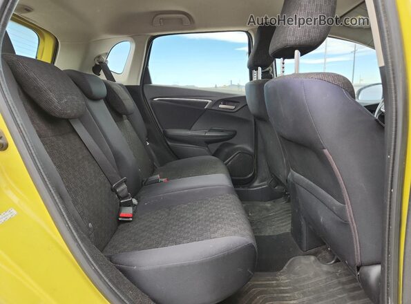 JHMGK5H53GS010959 2016 HONDA FIT Yellow Widok tylnych siedzeń
