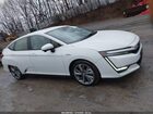 2021 Honda Clarity Plug-in Hybrid   Белый vin: JHMZC5F17MC001600