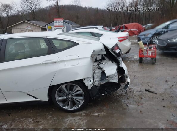 JHMZC5F17MC001600 2021 HONDA CLARITY PLUG-IN HYBRID Белый Вид спереди