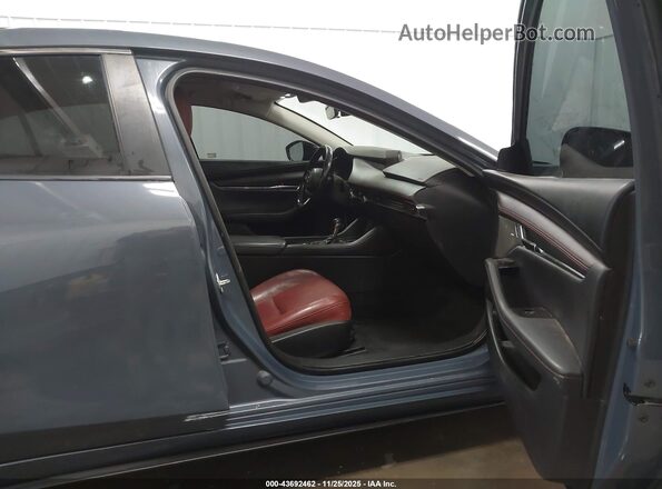 JM1BPACL8N1508489 2022 MAZDA 3 Синий Вид салона спереди