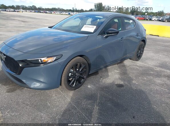 JM1BPBLL3T1852749 2026 MAZDA 3 Серый Передняя левая четверть