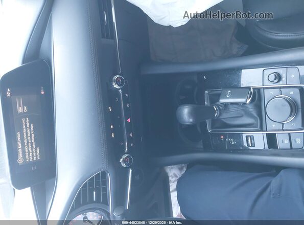 JM1BPBML3M1334754 2021 MAZDA 3 Black Vista del salpicadero