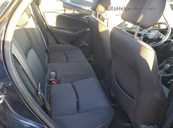 JM1DKDB77K1453638 2019 MAZDA CX-3 Blue Widok tylnych siedzeń