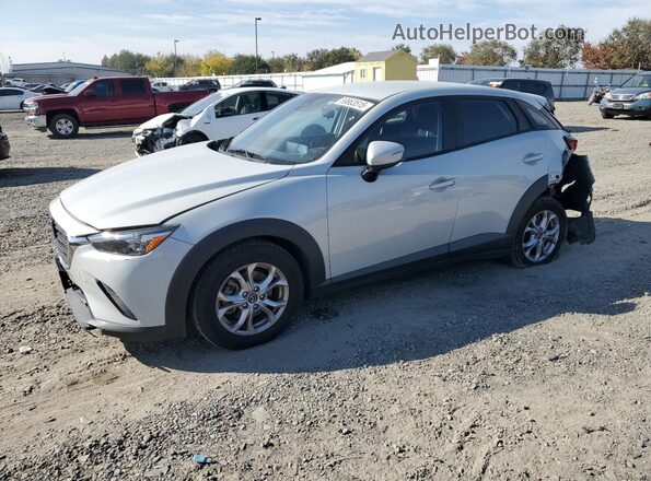JM1DKFB75M1504049 2021 MAZDA CX-3 Серебряный Передняя левая четверть