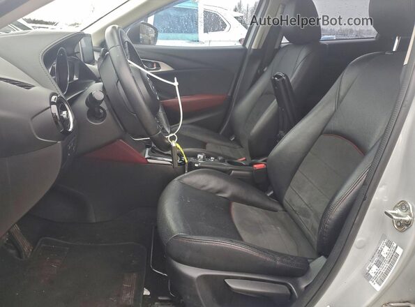 JM1DKFD72H0164948 2017 MAZDA CX-3 Gray Vista interior delantera