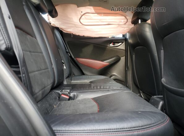 JM1DKFD7XJ0305951 2018 MAZDA CX-3 Серый Вид задней части салона