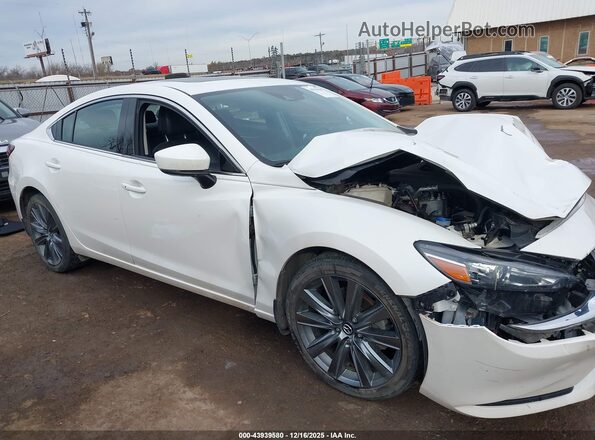 JM1GL1VM1M1600582 2021 MAZDA 6 White Rear interior view