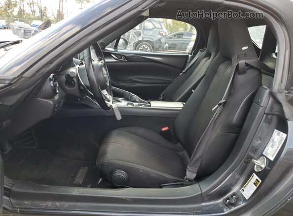 JM1NDAC71H0120796 2017 MAZDA MX-5 Серый Вид салона спереди