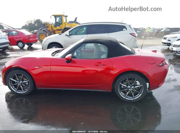 JM1NDAD77G0100856 2016 MAZDA MX-5 MIATA Красный Панорамный вид салона 360°