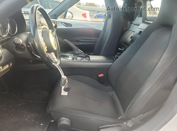 JM1NDAL70K0309270 2019 MAZDA MX-5 Белый Вид салона спереди