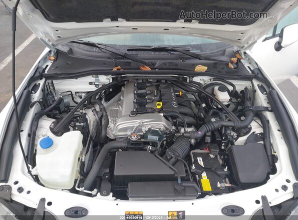 JM1NDAM75R0605684 2024 MAZDA MX-5 MIATA RF White Vista trasera
