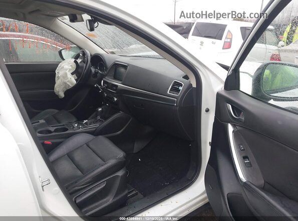 JM3KE4DY4G0703443 2016 MAZDA CX-5 White Widok wnętrza z przodu