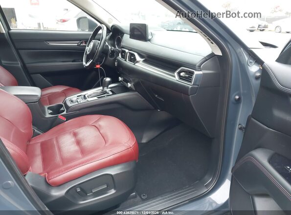 JM3KFBCM8N0561644 2022 MAZDA CX-5 Синий Вид салона спереди