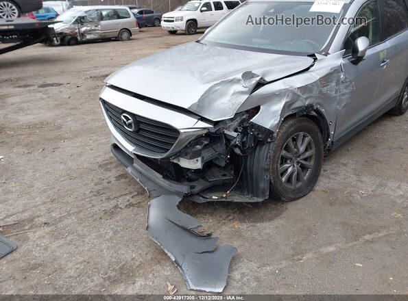 JM3TCABY2J0223064 2018 MAZDA CX-9 Silver Widok z przodu