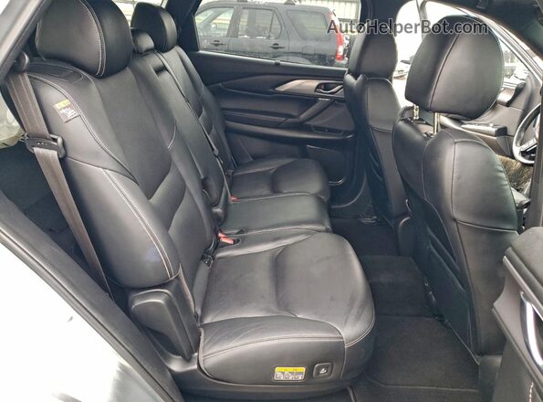 JM3TCBDY9P0649443 2023 MAZDA CX-9 Серебряный Вид задней части салона