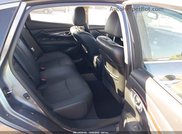 JN1BY1AP6JM181122 2018 INFINITI Q70 Серый Вид наклейки с VIN-кодом