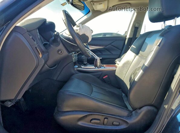 JN1BY1AP9JM181065 2018 INFINITI Q70 Blue Вид салону спереду