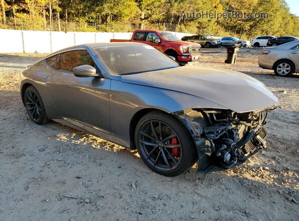 JN1BZ4BH0RM363531 2024 NISSAN Z Серый Передняя правая четверть