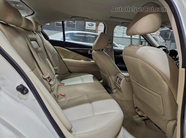 JN1EV7AR0JM435983 2018 INFINITI Q50 Белый Вид задних сидений