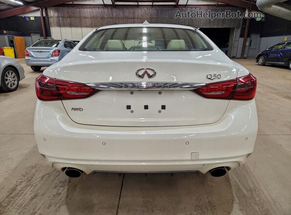 JN1EV7AR0JM435983 2018 INFINITI Q50 Белый Вид сзади