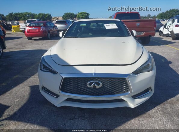 JN1FV7EL5JM631024 2018 INFINITI Q60 White Դիմացի տեսք