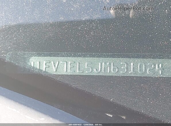 JN1FV7EL5JM631024 2018 INFINITI Q60 White Շարժիչի բաժամունքի տեսք