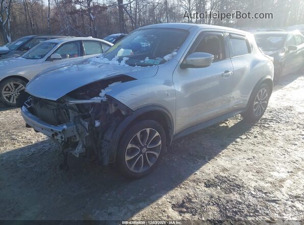JN8AF5MV4HT752434 2017 NISSAN JUKE Серебряный Передняя левая четверть