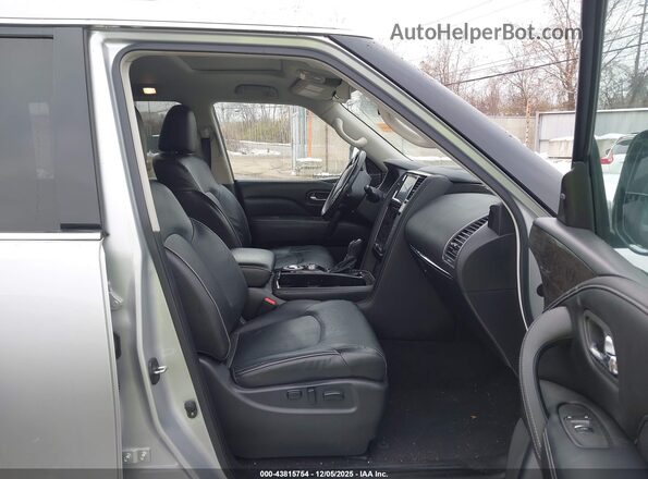 JN8AZ2NF5L9703178 2020 INFINITI QX80 Silver Widok wnętrza z przodu