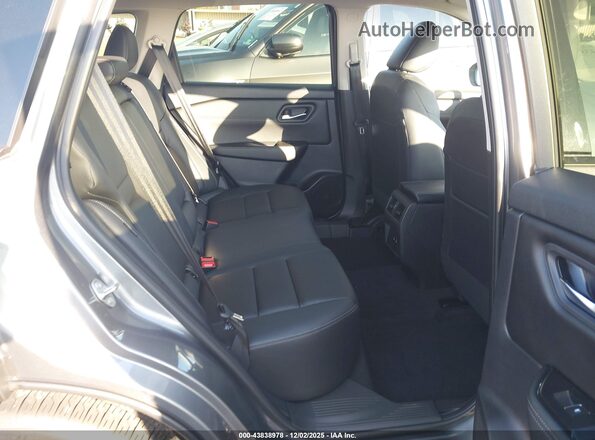 JN8BT3CA4SW011108 2025 NISSAN ROGUE Серый Вид наклейки с VIN-кодом