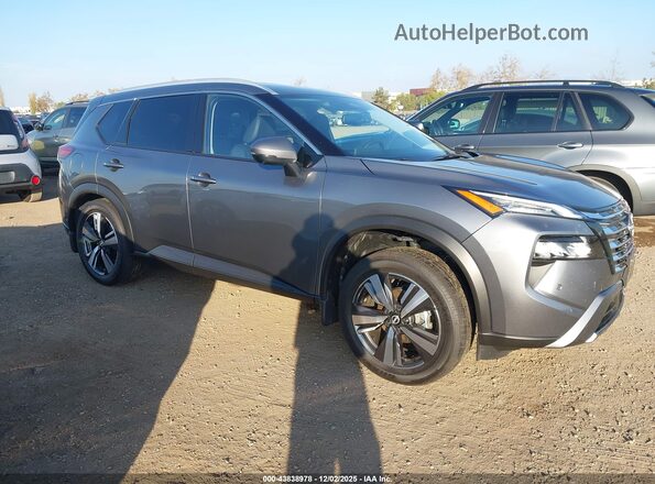 JN8BT3CA4SW011108 2025 NISSAN ROGUE Серый Передняя правая четверть