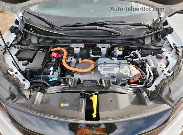 JN8DF0BF5SM768283 2025 NISSAN ARIYA White Widok wnętrza z tyłu