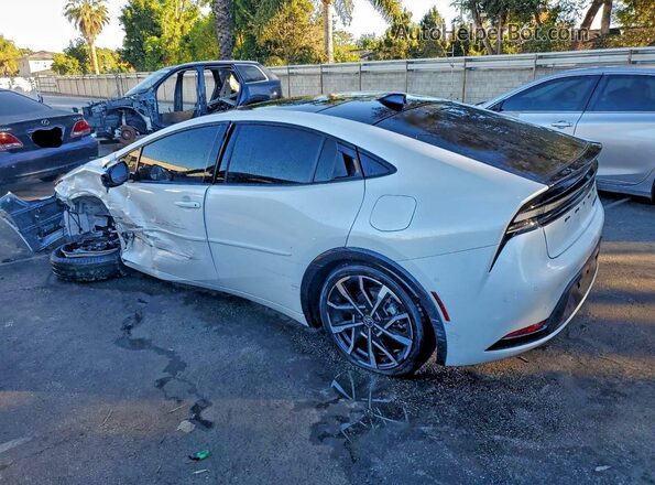 JTDACACUXR3018677 2024 TOYOTA PRIUS Белый Задняя левая четверть