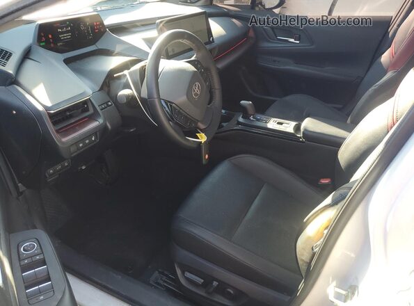 JTDACACUXR3018677 2024 TOYOTA PRIUS Белый 