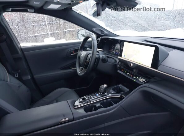 JTDAFAAF0R3008347 2024 TOYOTA CROWN Gray Widok wnętrza z przodu