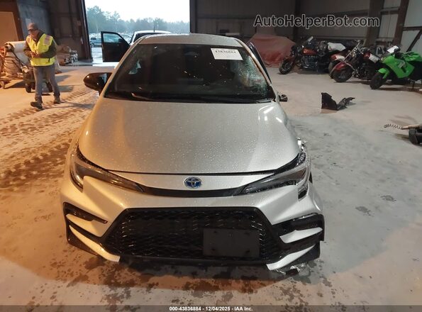 JTDBCMFEXRJ019902 2024 TOYOTA LL Silver Instrument cluster view