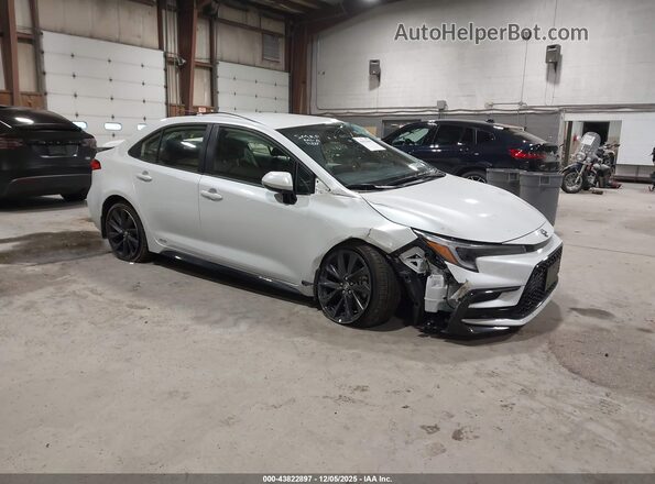 JTDBDMHE9RJ010618 2024 TOYOTA LL White Przód prawy