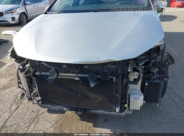 JTDBVRBD0HA003064 2017 TOYOTA MIRAI Серебряный Вид спереди