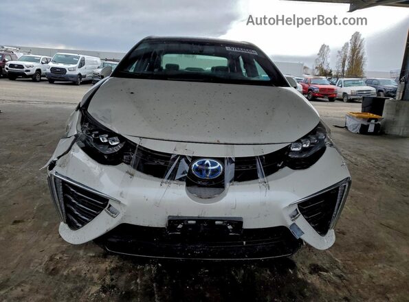 JTDBVRBD3HA001552 2017 TOYOTA MIRAI Белый Вид спереди