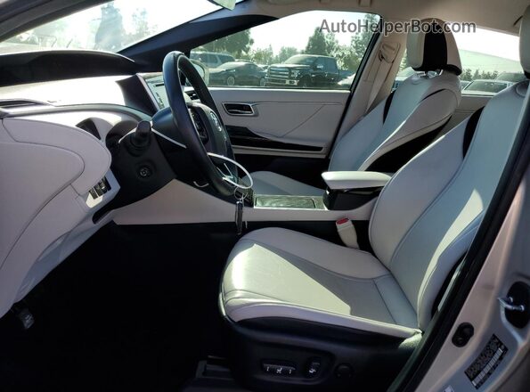 JTDBVRBD7LA008142 2020 TOYOTA MIRAI Silver Вид салону спереду
