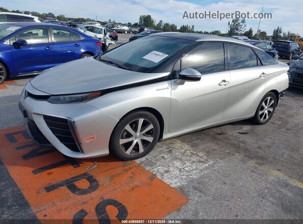 JTDBVRBDXKA007713 2019 TOYOTA MIRAI Silver წინა მარცხენა ხედი სამი მეოთხედიდან