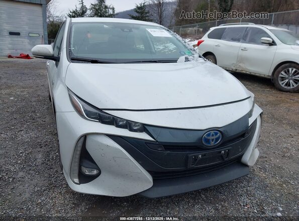 JTDKAMFP3N3228582 2022 TOYOTA LIMITED White Widok z przodu
