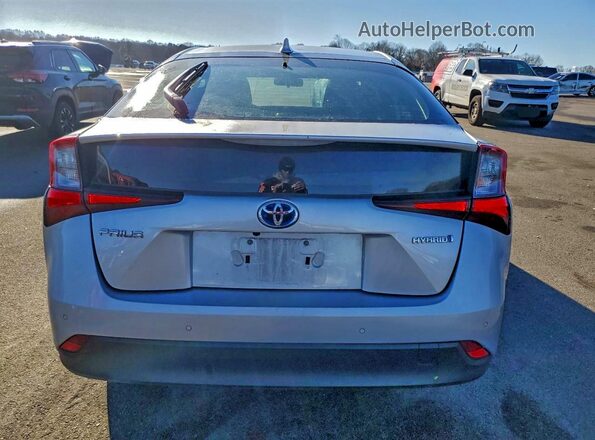JTDKAMFU6N3176452 2022 TOYOTA PRIUS Silver Вид ззаду