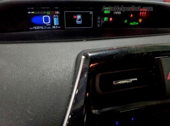JTDKARFU6K3070916 2019 TOYOTA PRIUS Красный Вид щитка приборов