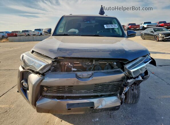 JTEEU5JR1M5237573 2021 TOYOTA 4RUNNER Серый Вид спереди