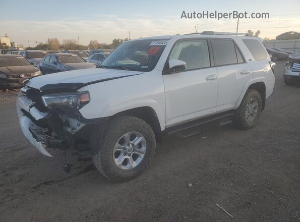 JTEEU5JR6N5264379 2022 TOYOTA 4RUNNER Белый Передняя левая четверть