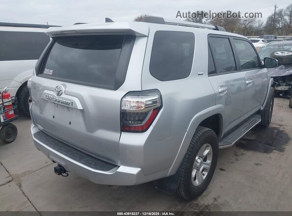 JTEEU5JR9M5245243 2021 TOYOTA 4RUNNER Silver Rear right