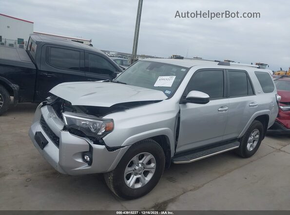 JTEEU5JR9M5245243 2021 TOYOTA 4RUNNER Silver 360 interior view