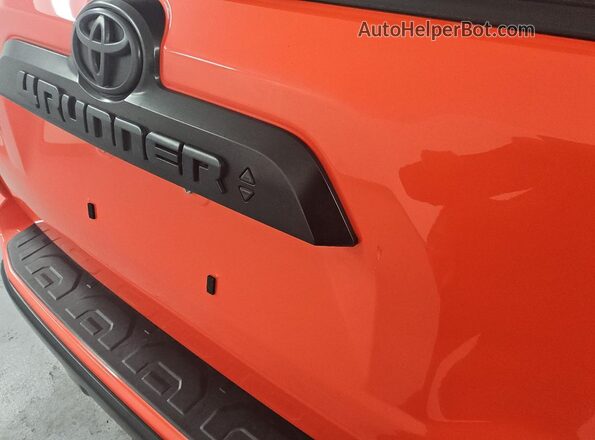 JTELU5JR7P6164859 2023 TOYOTA 4RUNNER Orange 